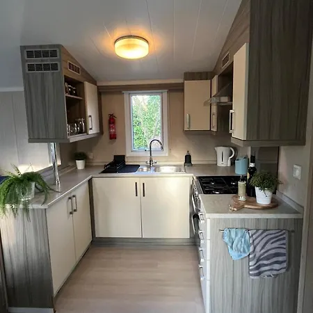 別荘 Ruim Chalet, Midden In Het Bos! ヌンスペート