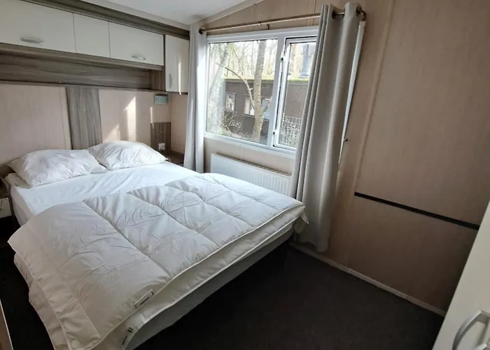 Ruim Chalet, Midden In Het Bos! 度假居 *