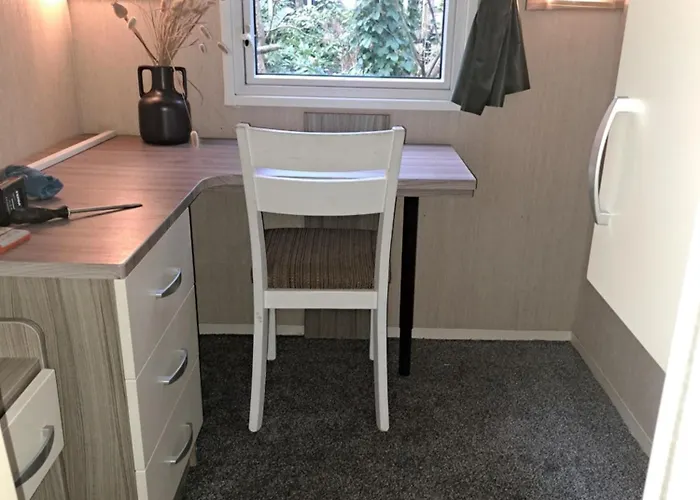 Ruim Chalet, Midden In Het Bos! 度假居