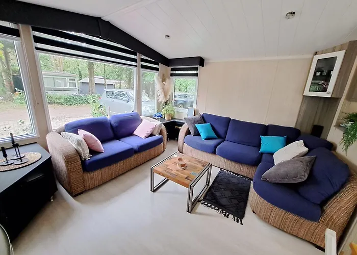 度假居 Ruim Chalet, Midden In Het Bos! 宁斯佩特